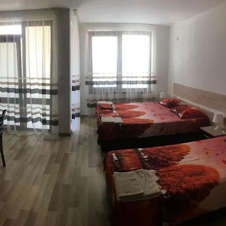 Zornica In بيت ضيافة